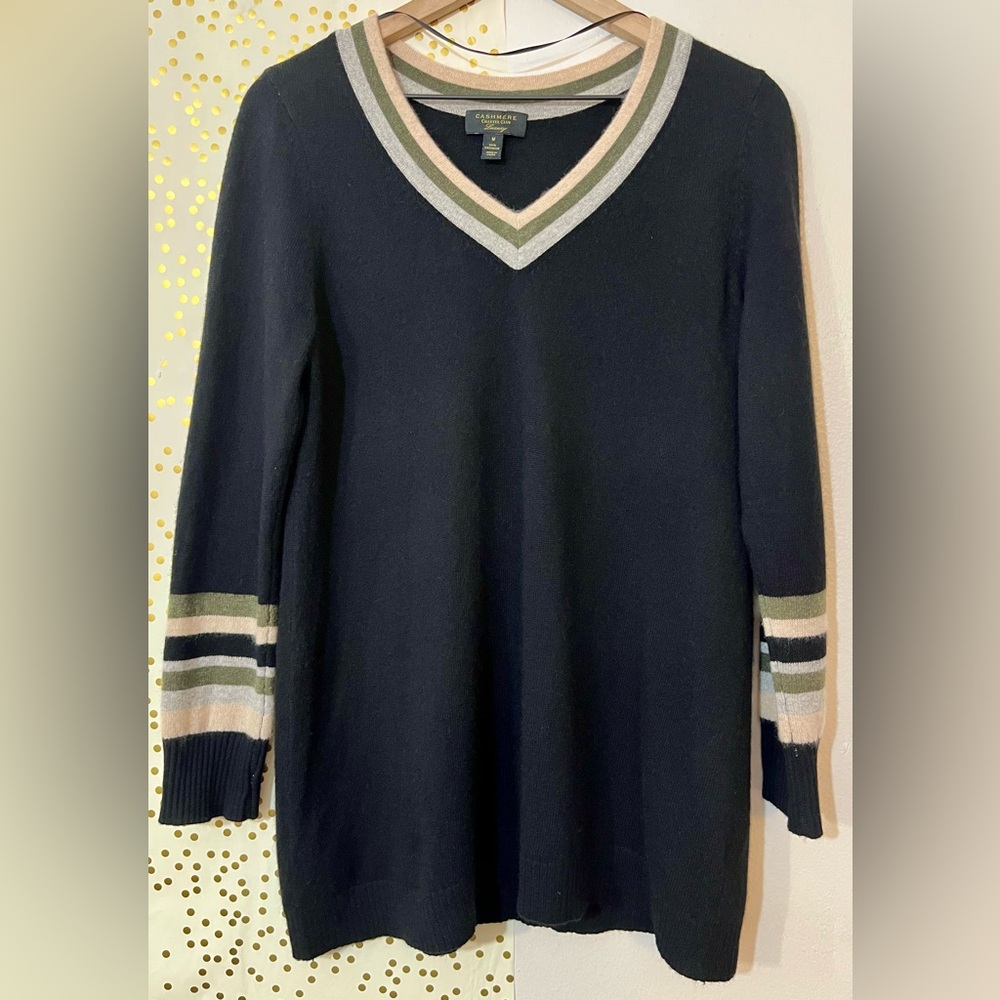 Charter Club Cashmere Long Sleeve Sweater V-Neck Stripe Cuff in Black size M